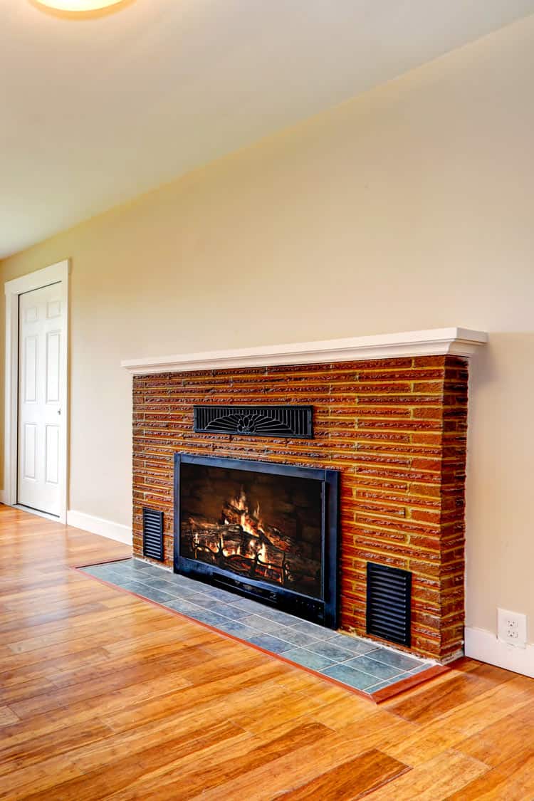 40+ Brick Fireplace Ideas - Fireplace Universe