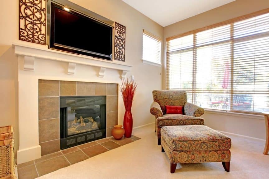 50+ TV Above Fireplace Ideas - Fireplace Universe