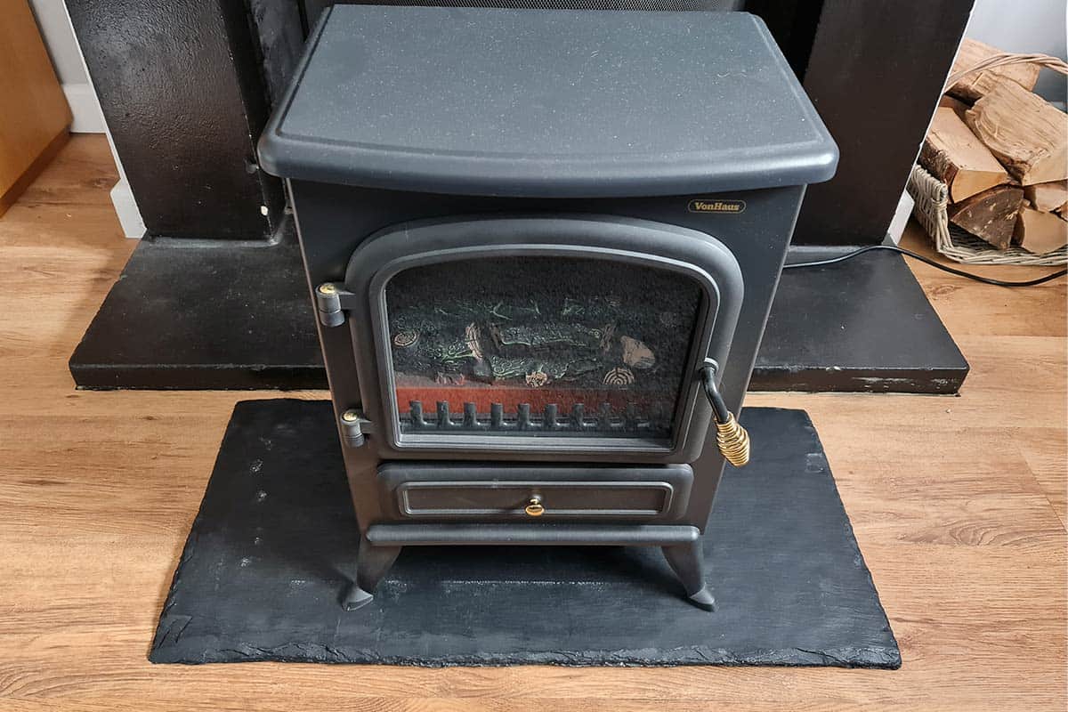 Fireplace & Stove Hearth Pads (A Complete Guide With Pictures)